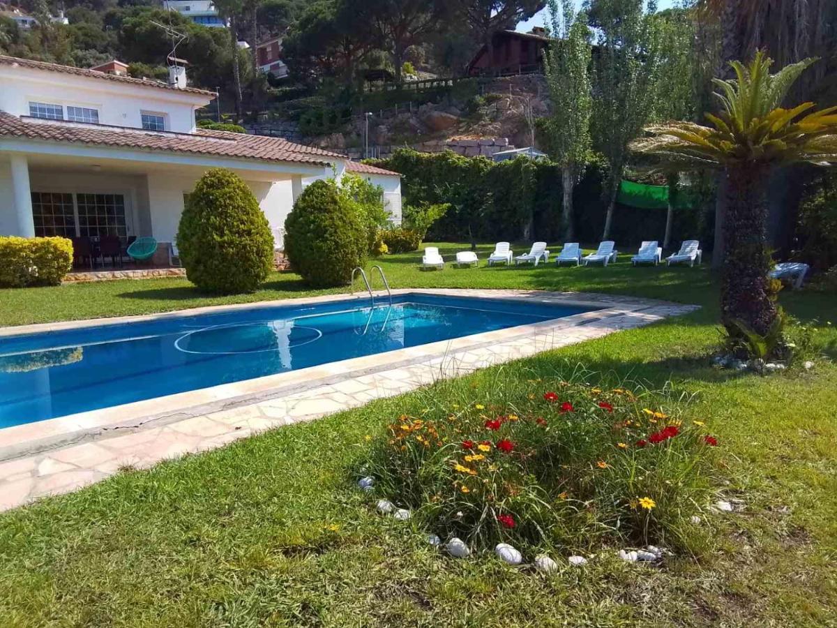 Villa Max Lloret de Mar Buitenkant foto